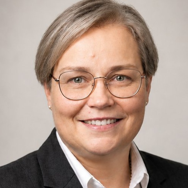 Elina Piercy